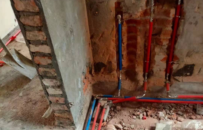 不銹鋼水管和ppr管哪個好？裝修老師傅告知你答案